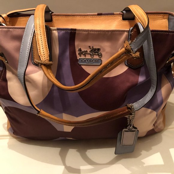 COACH PURSE NO. J1126-18870 MEDIUM With Signature Logo Multicolor EUC - Picture 6 of 9